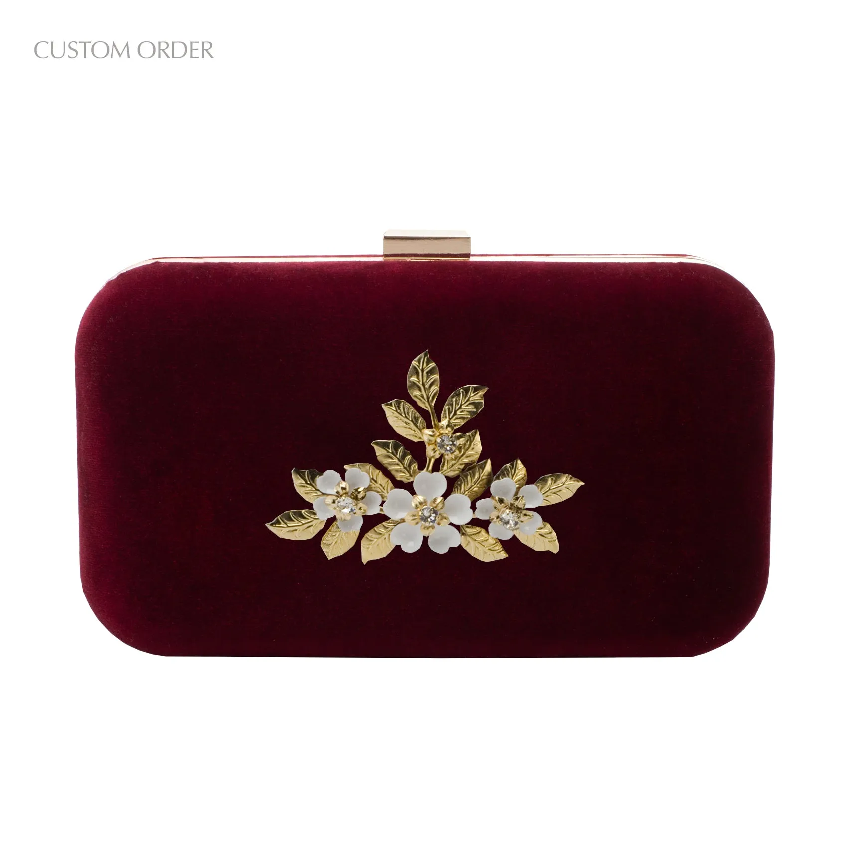 Amelia Bordo Clutch