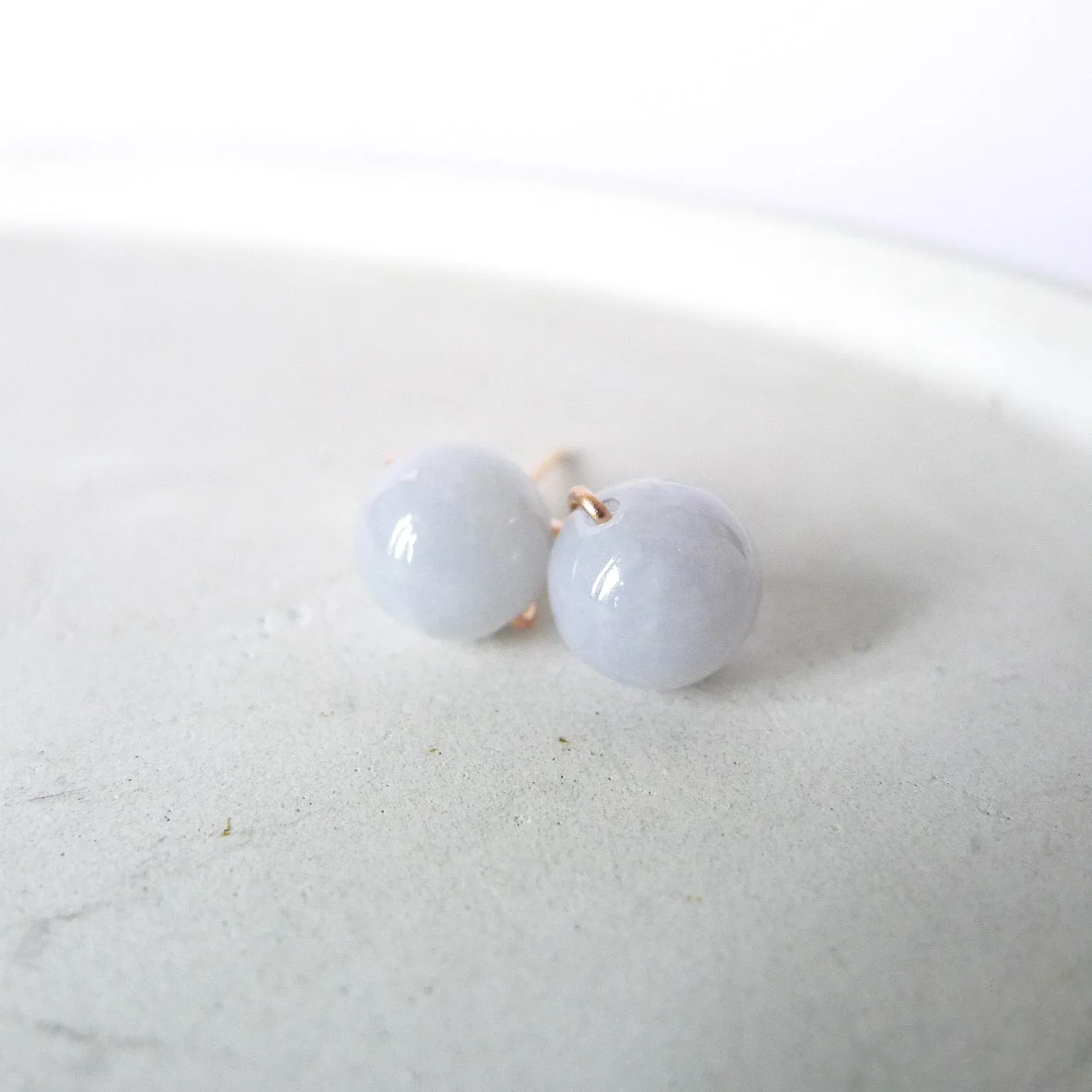 Bluish Lavender Jade Earstuds 8mm (Basic) / 14k Gold-filled