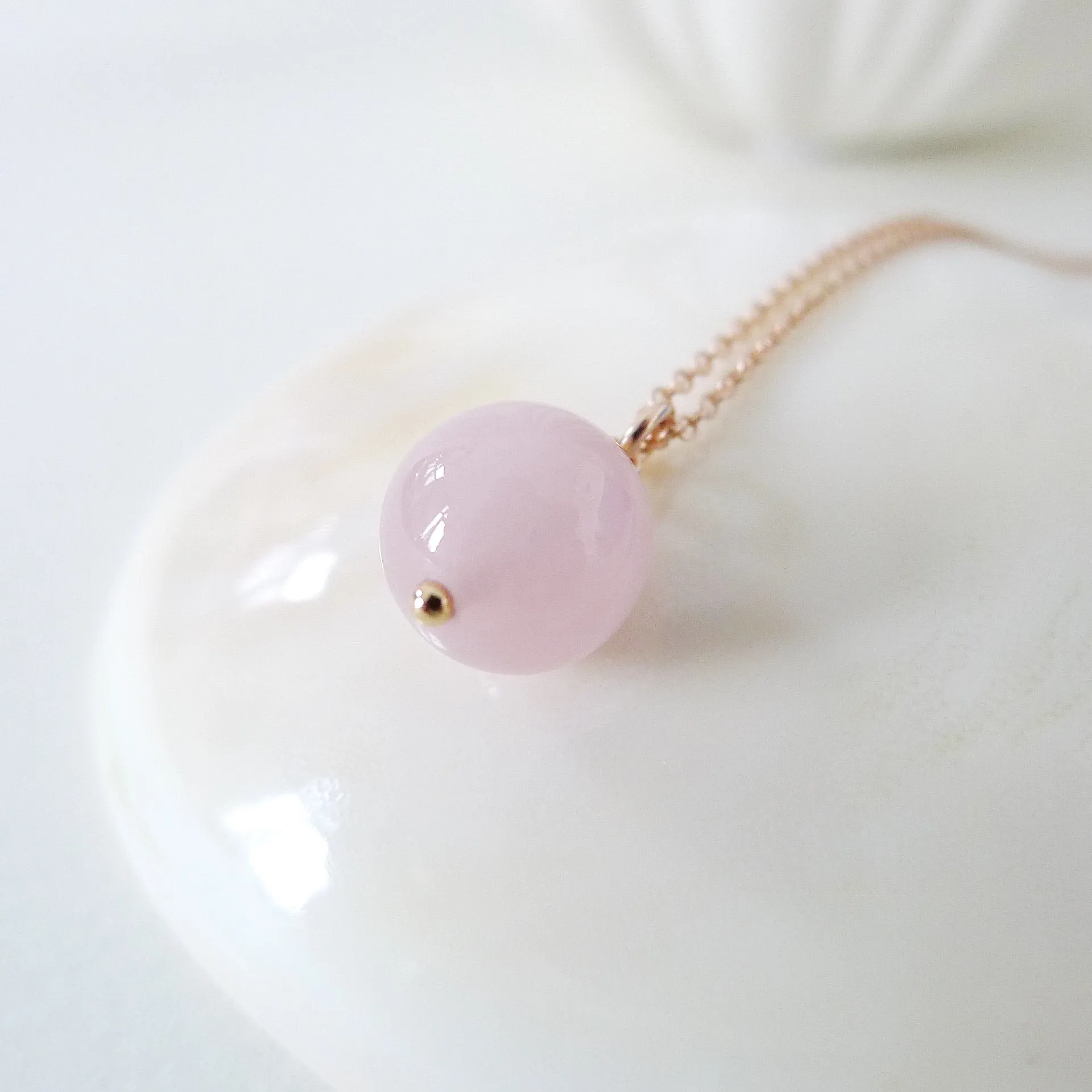 Katie Necklace / Rose Quartz (Madagascar)